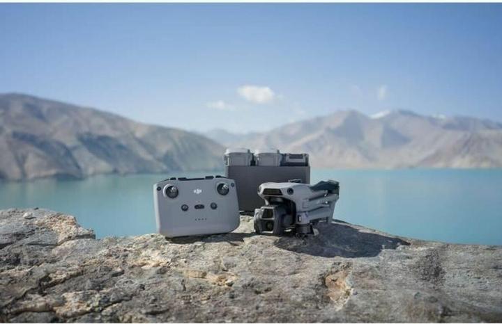 Actual product image DJI Air 3s Fly More Combo RC-N3 (45 min, 724 g, 50 Mpx)