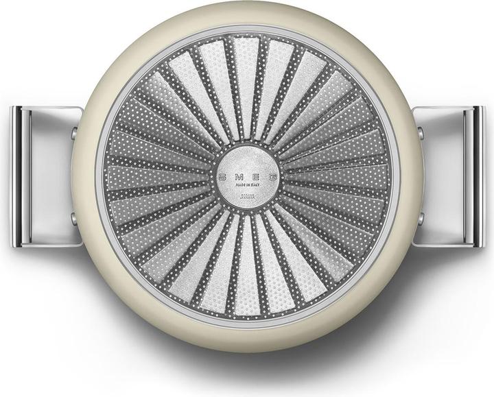 Image du produit Smeg CKFC2611CRM Mijoteuse (Casserole, Aluminium, 26 x 17.40 cm)