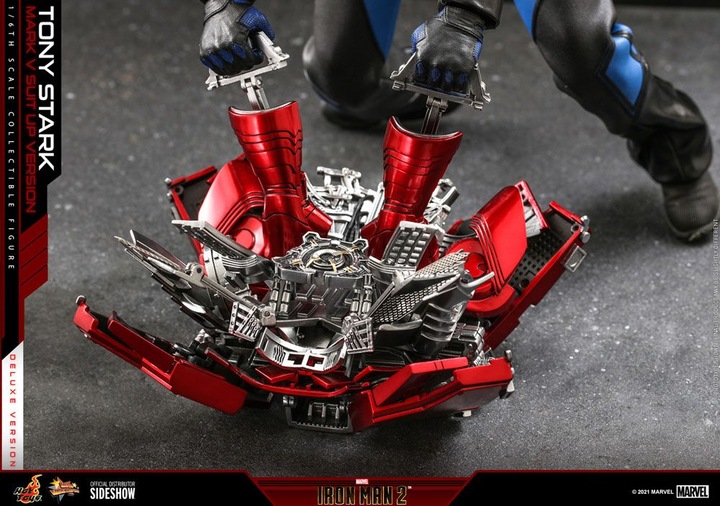 Image du produit Hot Toys Movie Masterpiece 1/6 Tony Stark (Mark V Suit Up Version) Deluxe
