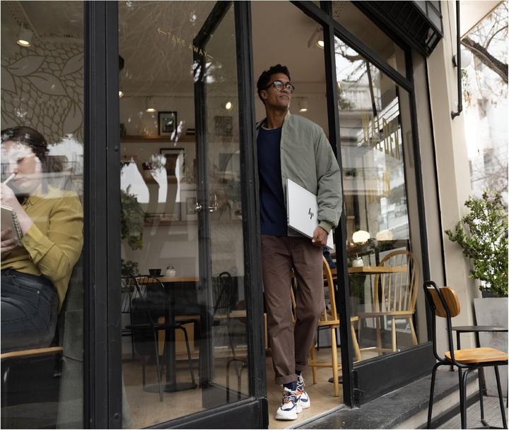 Produktbild HP OmniBook 7 Next Gen AI 17-dc0176ng (17.30", 1000 GB, 32 GB, Deutschland, Intel Core Ultra 7 258V)