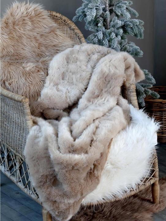 Actual product image Chic Antique Imitation lambskin 90 x 60 cm, mocha (90 x 60 cm)