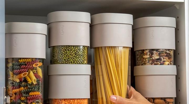 Produktbild Lékué Flip Aufbewahrungsboxen Set beige, 5-tlg. (0.85 l)