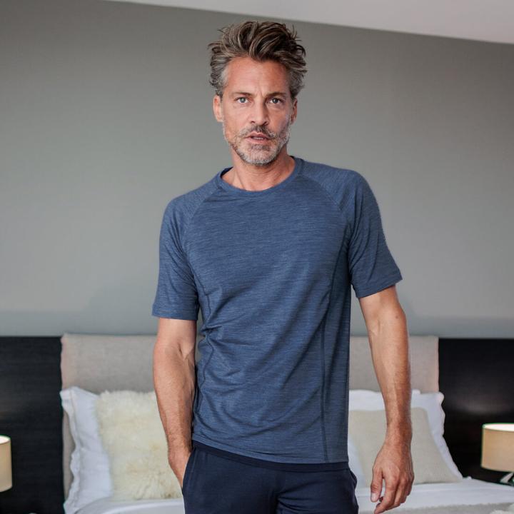 Actual product image Dagsmejan Stay Warm T Shirt (50)