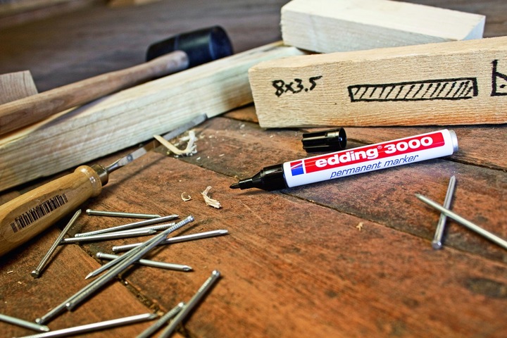 Produktbild Edding 3000 Permanentmarker farbsortiert 1,5 - 3,0 mm, 4 St. (Sortiert, 3 mm, 4 x)