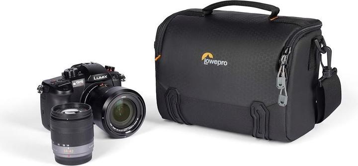 Actual product image Lowepro Adventura SH 140 III Green Line (3 l)