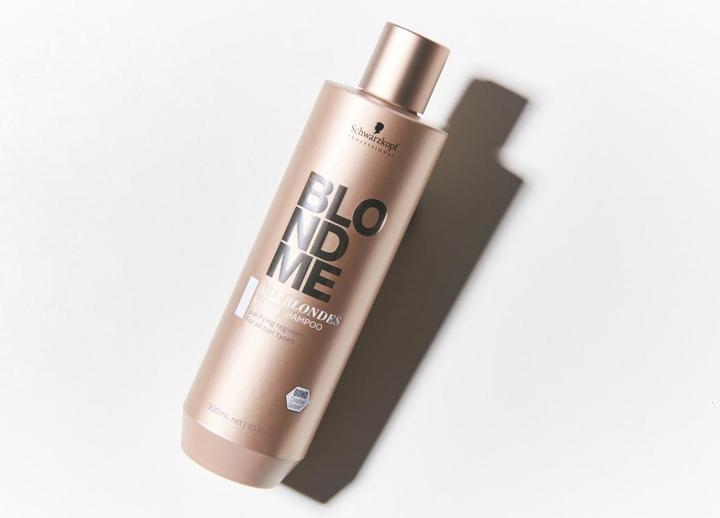 Actual product image Schwarzkopf Blondme - All Blondes Detox Shampoo (300 ml, Liquid shampoo)