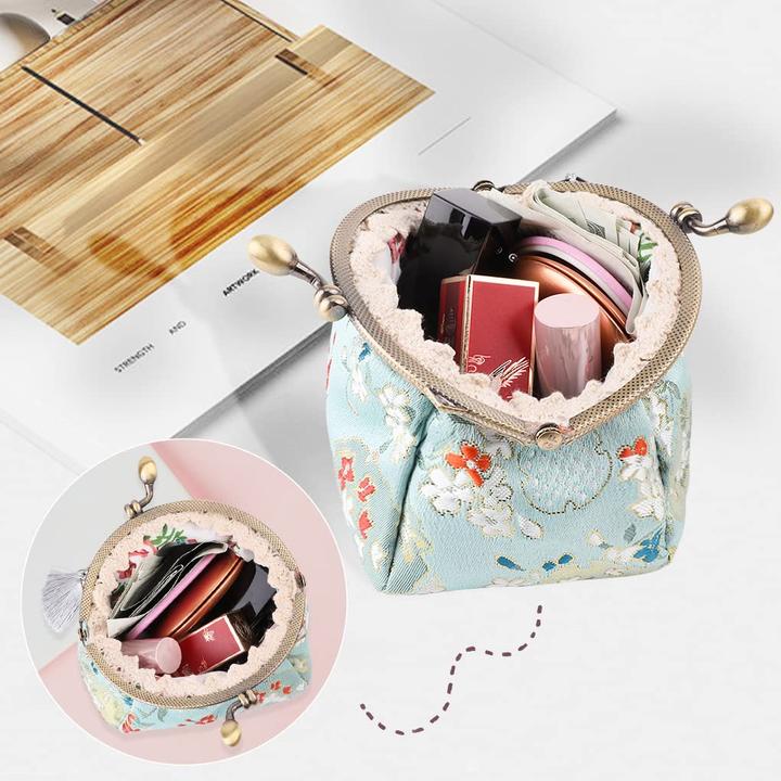 Produktbild Only-Bags.Store Floral Coin Purse Wallet mit Clipverschluss Klickverschluss
