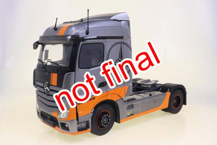 Solido 1:24 MB Actros silver