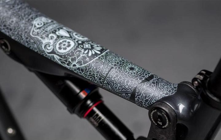 Productafbeelding Dyedbro Montuurbeschermingsset - Día de Muertos - Wit Glans