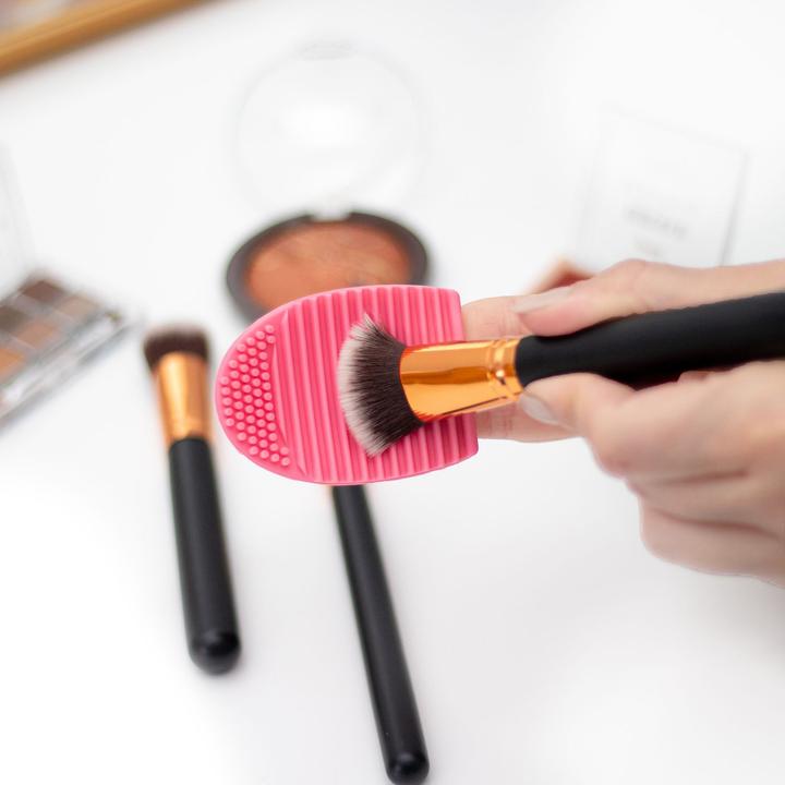 Actual product image Intirilife Make up Pinsel Reiniger