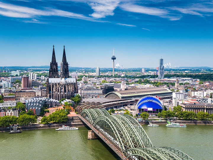 Produktbild Smartbox Gemeinsam Deutschland entdecken: 3 Tage Zauber und Entspannung in Sterne-Hotels (2 Pers.)