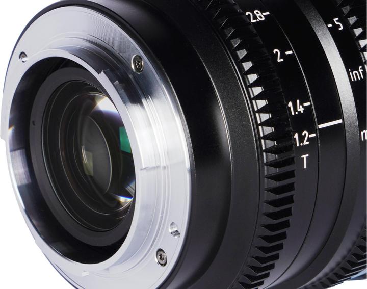 Image du produit Sirui Nightwalker 35mm T1.2 S35 Cine Lens (Micro Four Thirds, APS-C / DX)