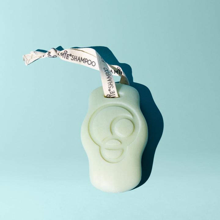 Actual product image Foamie Aloe You Vera Much (80 ml, Solid shampoo)