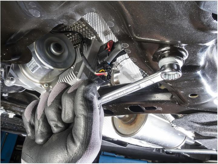 Produktbild HAZET Ring-Maulschlüssel Satz (10 mm, 11 mm, 12 mm, 13 mm, 14 mm, 15 mm, 16 mm, 17 mm, 18 mm, 19 mm, 21 mm, 22 mm, 24 mm, 7 mm, 8 mm, 9 mm)