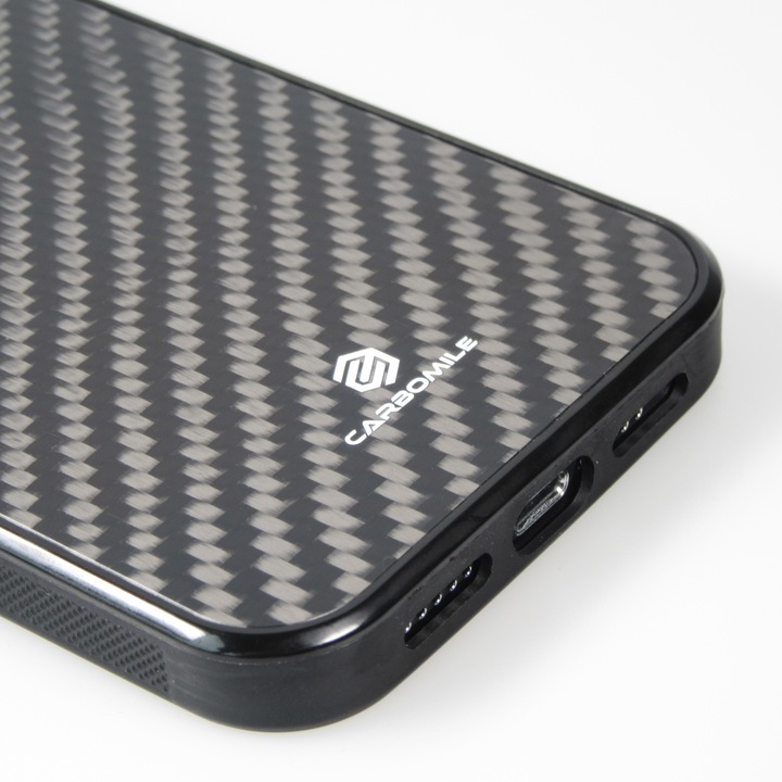 Actual product image Carbomile Cover Carbon Fiber (Compatible with MagSafe) (Apple iPhone 14 Pro Max)