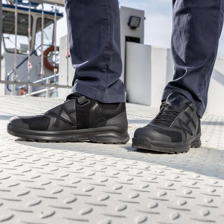 Produktbild Haix Freizeitschuh CONNEXIS Go GTX low Gr.8(42) schwarz Mikrofaser/Textil (42)