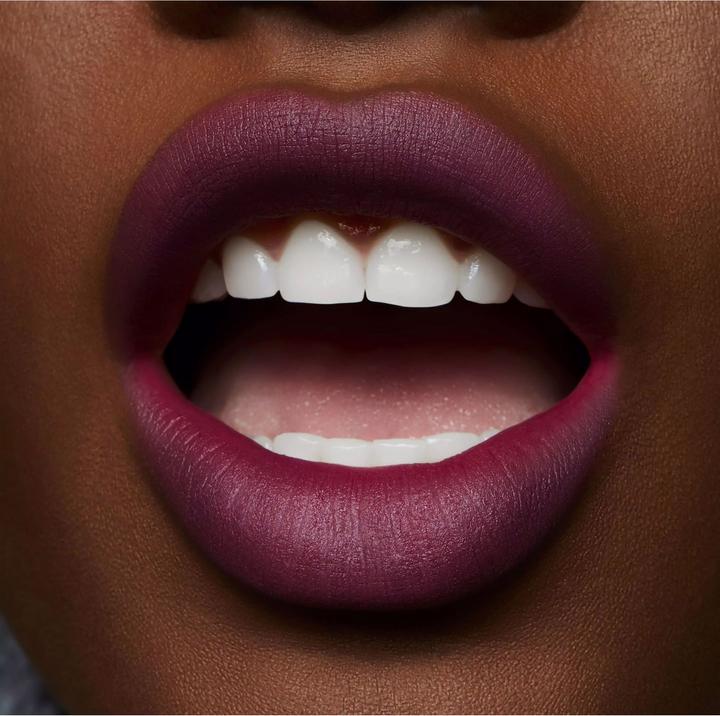 Produktbild MAC Cosmetics Powder Kiss Liquid Lipcolour (Got a call back)
