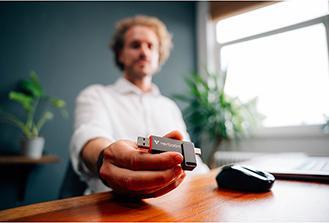 Actual product image Verbatim Dual QuickStick (1000 GB, USB-A, USB-C)