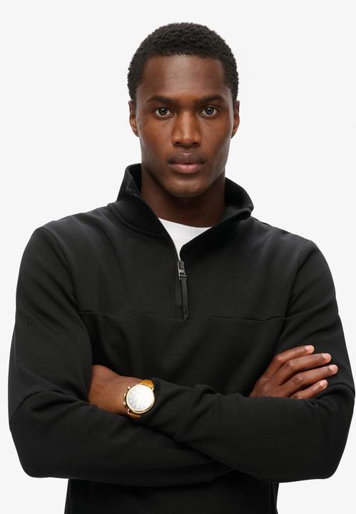 Actual product image Superdry Tech Loose Half Zip (XL)