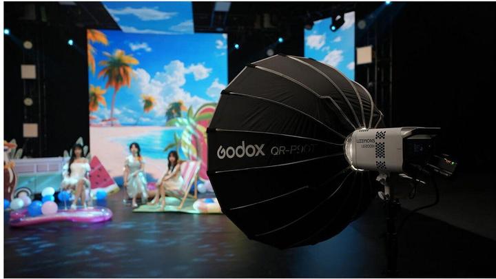 Actual product image Godox LE200Bi (Video light)