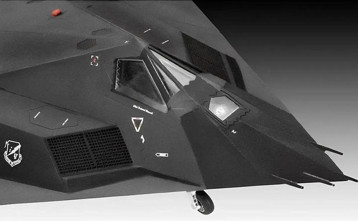 Produktbild Revell F-117 Stealth Fighter