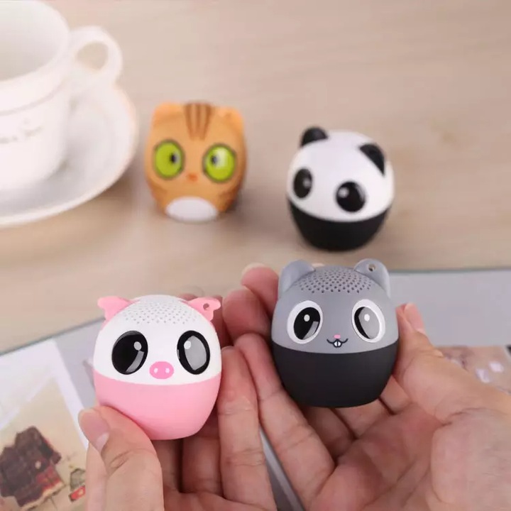 Actual product image PhoneLook Mini Speaker Speaker Lightweight Portable with Wireless Bluetooth in Animal Shape Panda Bear (2 h)