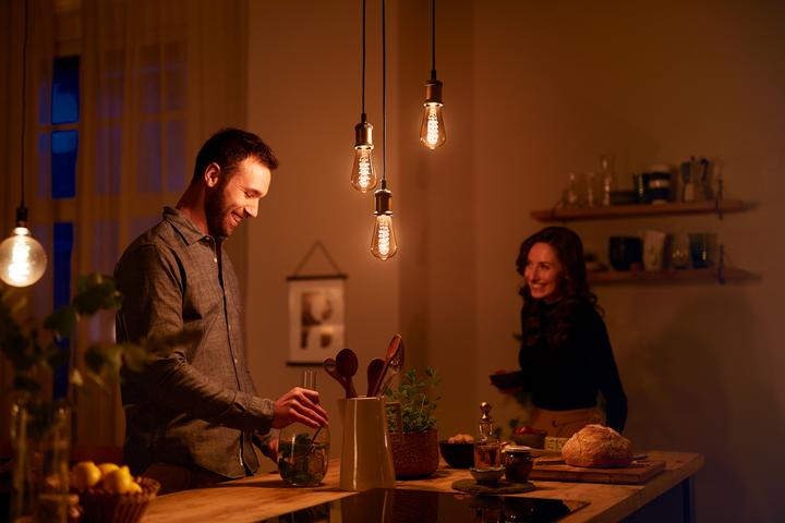 Produktbild Philips Professional Lampe (E27, 470 lm, 1x)