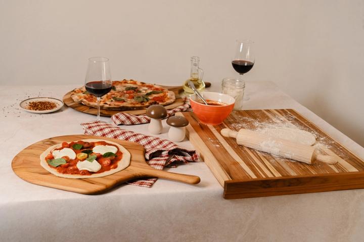 Produktbild TeakHaus Canoe Servierbrett Pizza mit Griff S