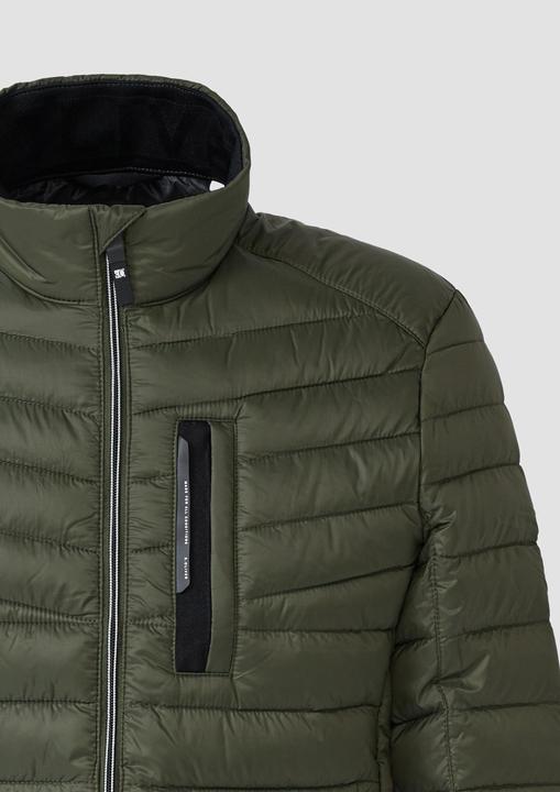 Produktbild S.Oliver Outdoor-Jacke Leichte Steppjacke mit sportiven Kontrastdetails | 360° Circular Vision (M)