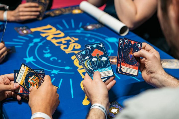 Produktbild Spiral Editions Présages (Französisch, 4 - 6 Spieler)