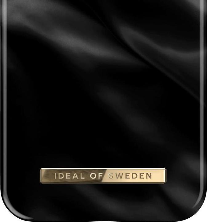 Image du produit iDeal Of Sweden Couverture rigide Designer Black Satin (Apple iPhone 12 Pro, Apple iPhone 12)