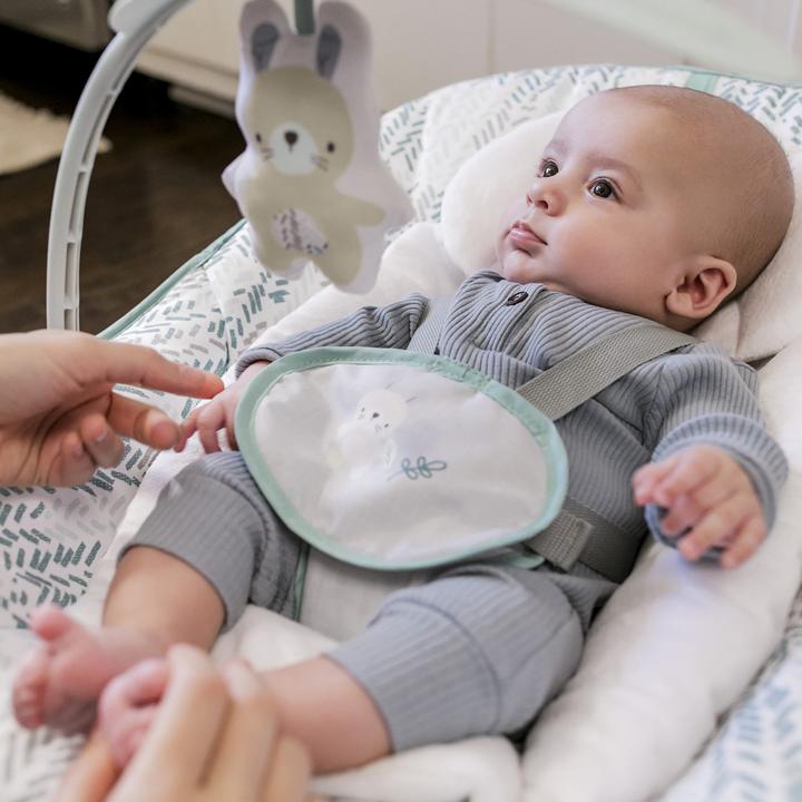 Produktbild Ingenuity Keep Cozy™ Grow with Me Rocking Seat - Spruce™