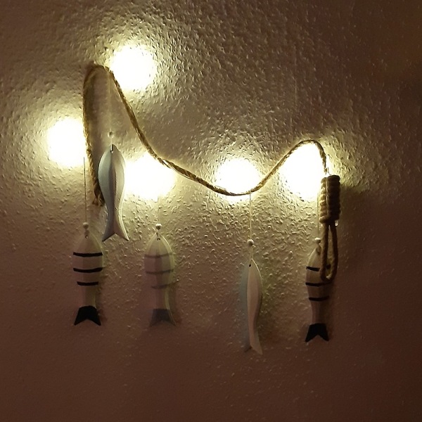 Immagine prodotto Kögler Ghirlanda di decorazioni marittime con LED e pesci