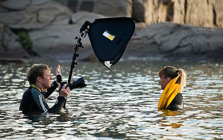 Actual product image Manfrotto Ezybox Hotshoe 76x76cm+Bracket (Soft boxes, 77 cm)