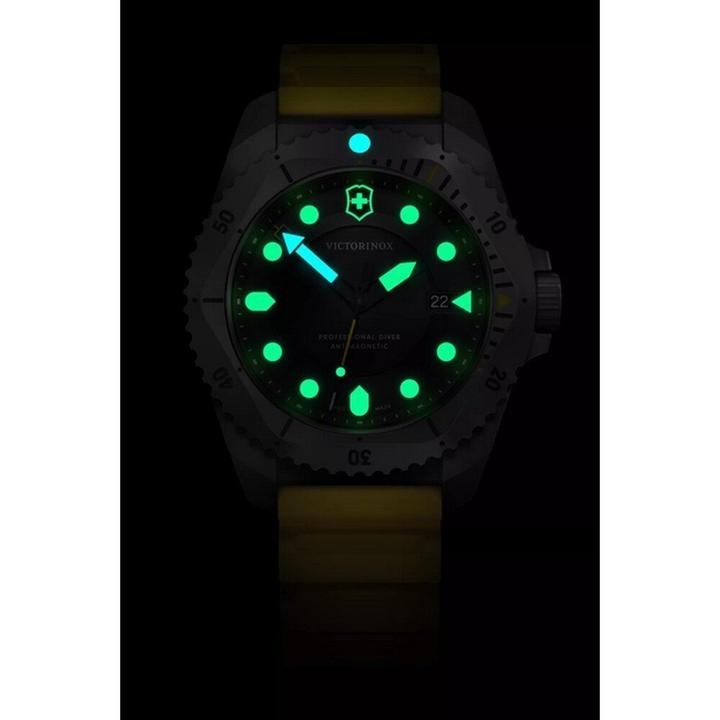 Immagine prodotto Victorinox Dive Pro Quartz (Orologio sub, 43 mm)