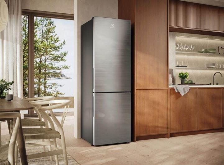 Produktbild Electrolux LNT7MC32X (328 l)