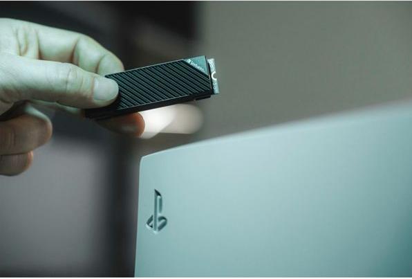 Actual product image Verbatim Vi7000 (4000 GB, M.2 2280)