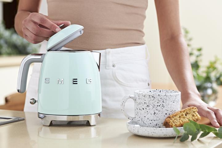 Actual product image Smeg 50's Retro Style Mini (0.80 l)
