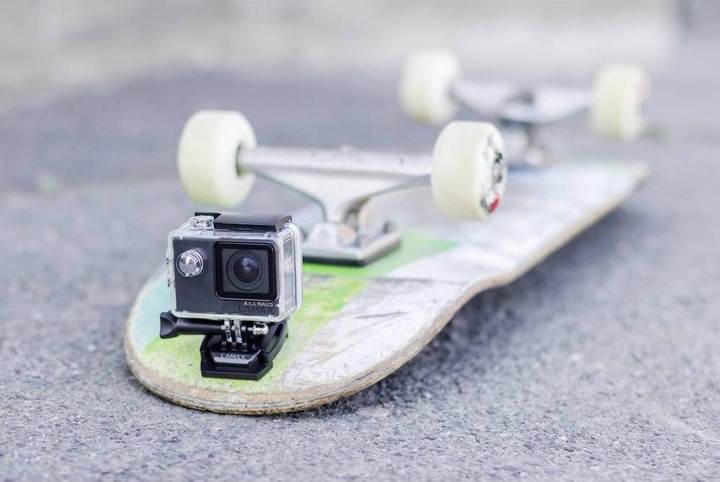 Actual product image Lamax Action Cam X7.1 NAOS (30p, Wi-Fi)