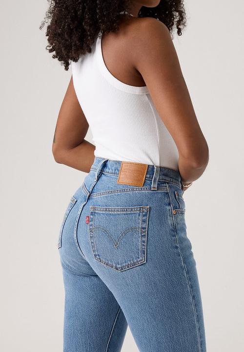 Produktbild Levis Jeans 501 curve (26)