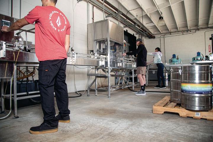 Actual product image Volcom S1P safety low shoe VM30117S1PS,Black,Size38 (S1P, 38)