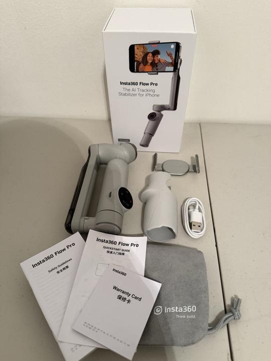 Produktbild Insta360 Flow Pro Standard Bundle (Smartphone, 0.30 kg)