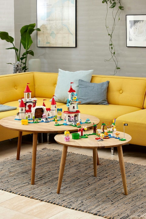 Actual product image LEGO Adventures with Peach - Starter Set (71403, LEGO Super Mario)