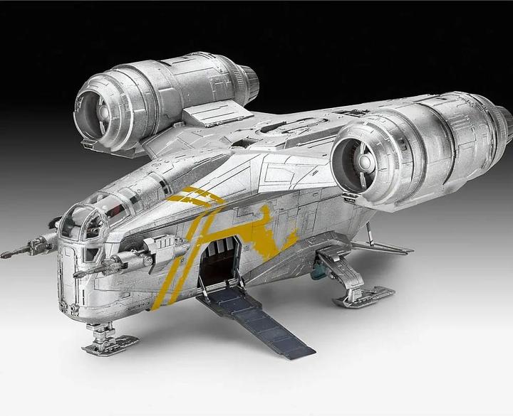 Actual product image Revell The Mandalorian: The Razor Crest