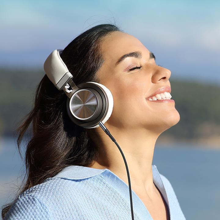 Image du produit Bwoo câble audio BO-AUX066 aux 3.5mm-USB-C (1.20 m, Câble AUX)