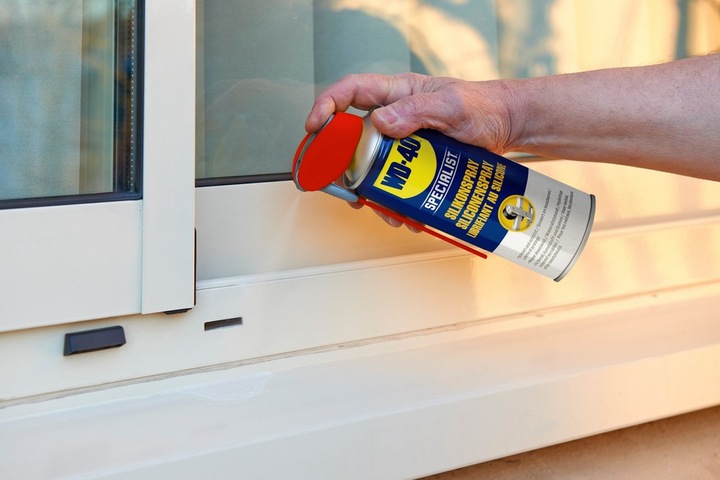 Immagine prodotto WD-40 Specialista dello spray al silicone (100 ml)