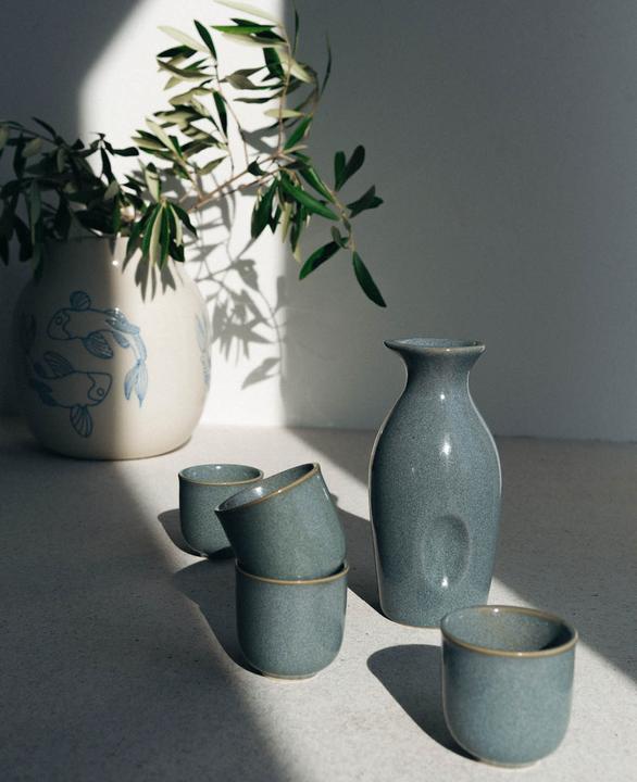 Produktbild Esmée Sake Set "Tsuki" Keramik mit Krug und 4 Bechern (300 ml, 1 x)