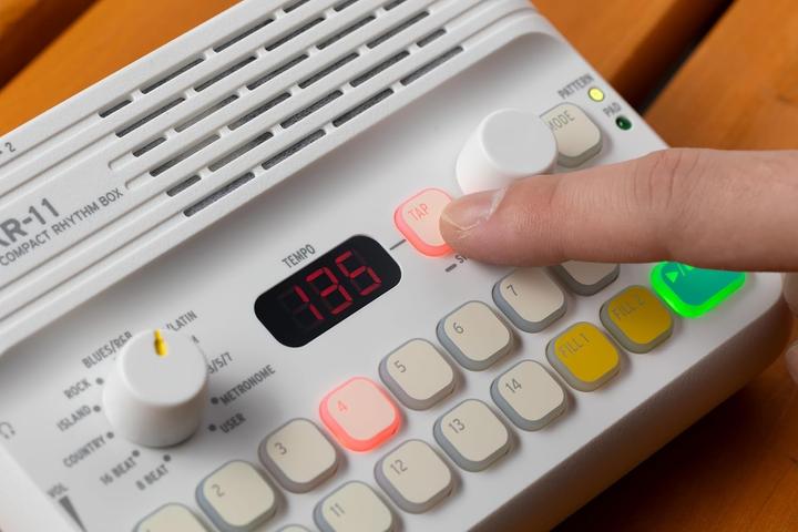 Actual product image Korg Digital Drum, KR-11, 11 Genres, 126 Rhythmen, User Pattern