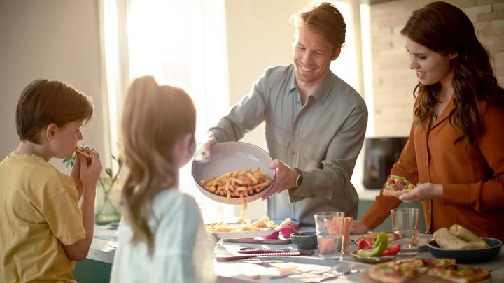 Productafbeelding Philips Airfryer Essential HD9270/70