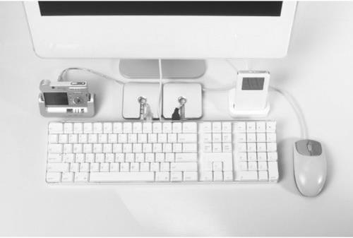 Actual product image BlueLounge Cableyoyo Cable Management